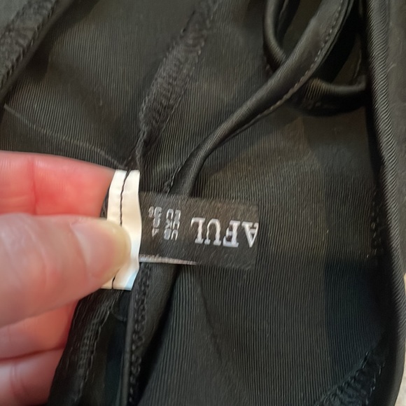 Zaful Black Cinched Midi Skirt - Picture 4 of 10